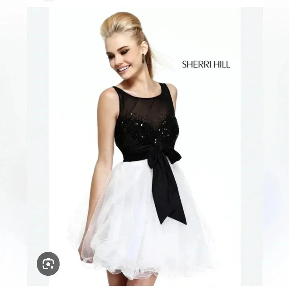 Sherri Hill Dresses | Sherri Hill Black & White Mini Dress Size 14 11038 New | Color: Black/White | Size: 14 | 4taylors's Closet